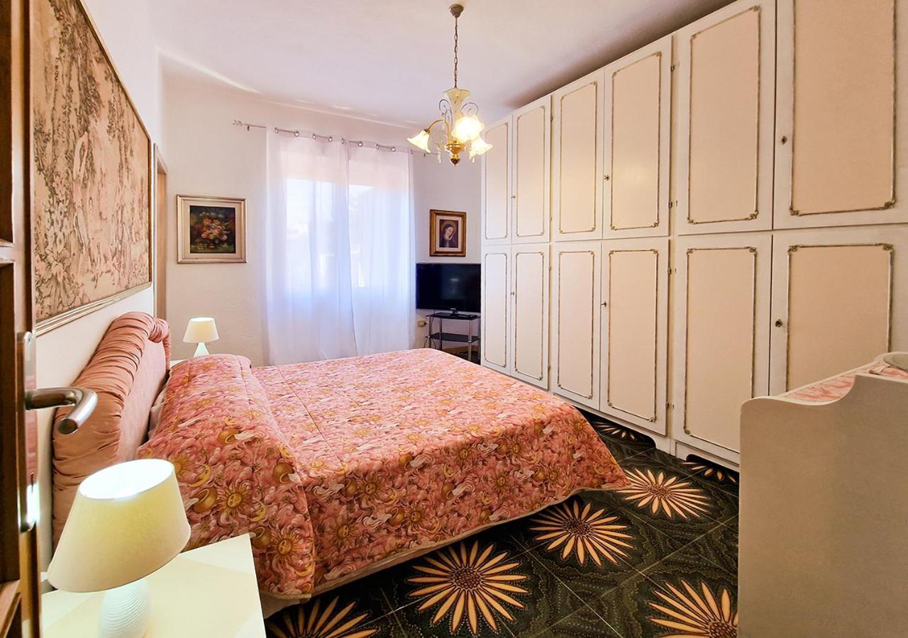 Murphy Holiday Homes - Residenza Nadia La Maddalena  Esterno foto