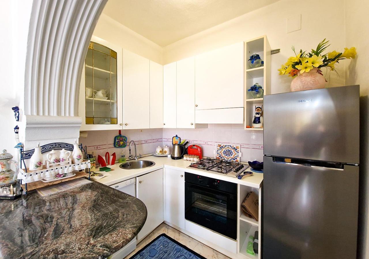 Murphy Holiday Homes - Residenza Nadia La Maddalena  Esterno foto