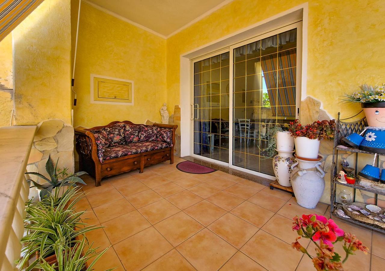Murphy Holiday Homes - Residenza Nadia La Maddalena  Esterno foto
